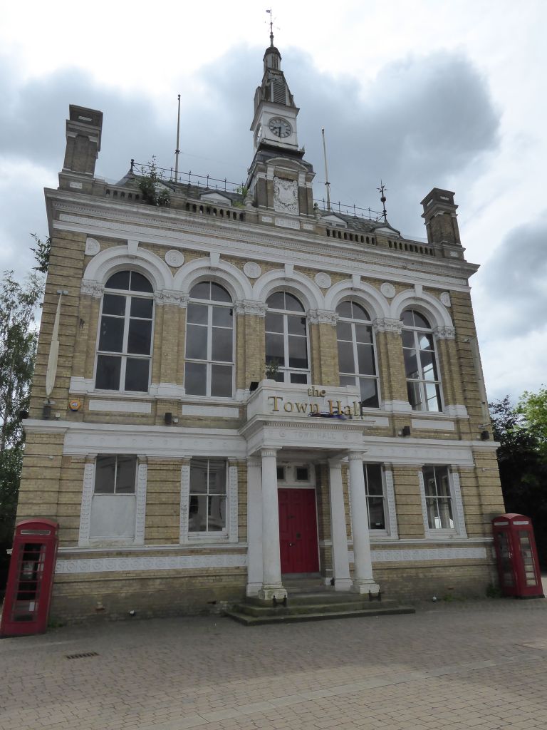 The Town Hall – Staines
