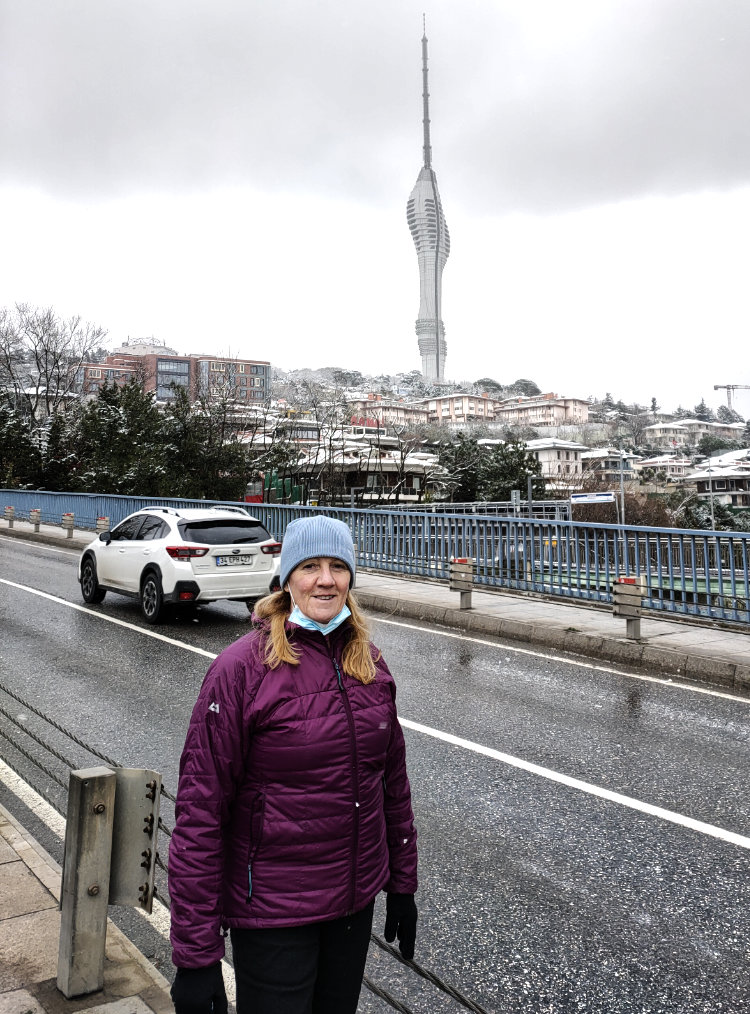 Using the Küçük Çamlıca TV Radio Tower for navigation